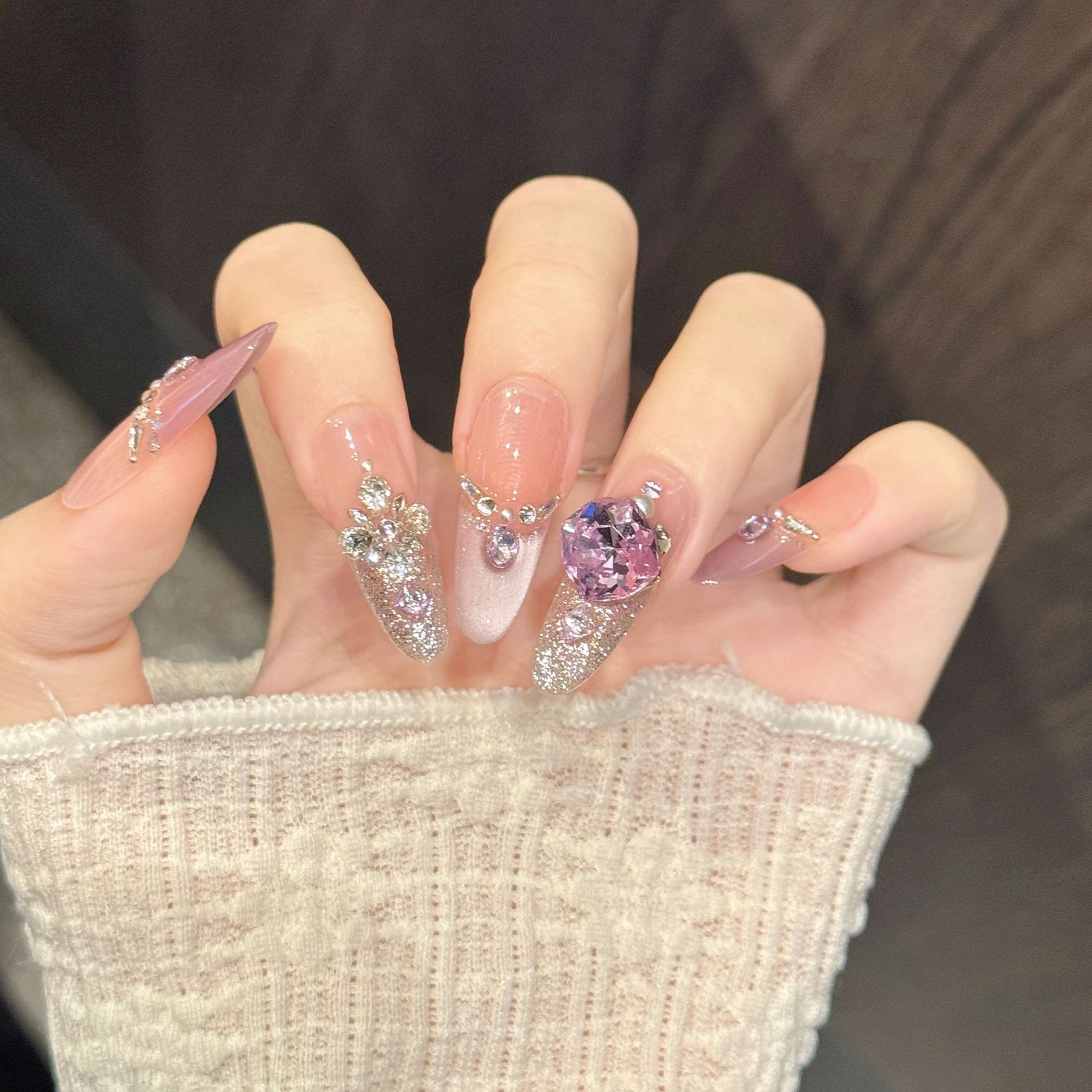 10 szt. Ręcznie Prasowane Pazn – Nail Art Emerald recenzja i cena